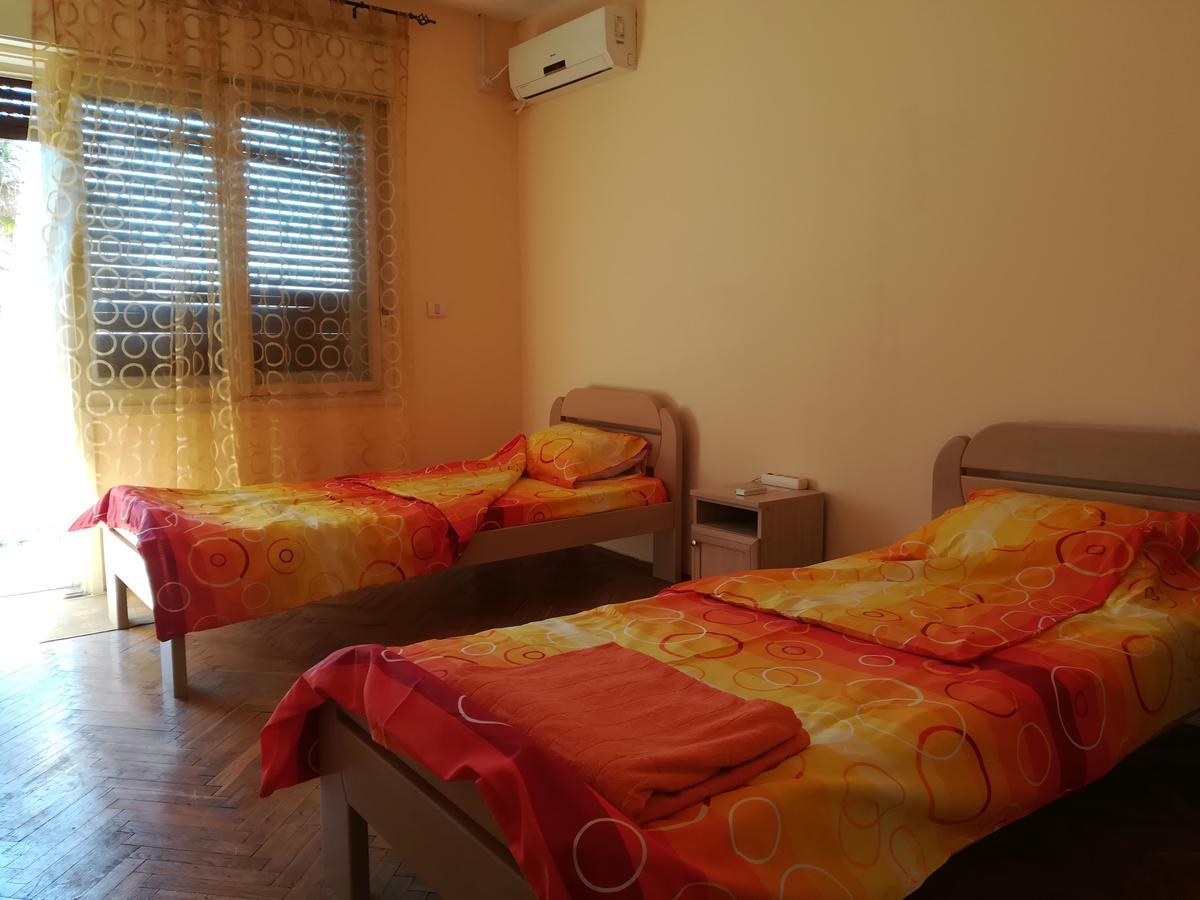 Sweet Dream Rooms Podgorica Esterno foto